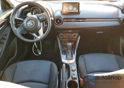 2017 Toyota Yaris Ia z USA, uszkodzony, nr VIN 3MYDLBYV5HY151276